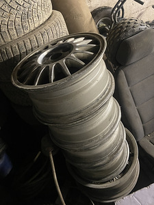 Audi Coupe GT veljed (2 foto / 4)