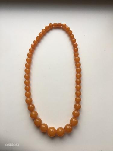 Продам различные янтарные ожерелья (фото #1)