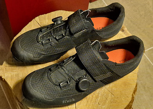 Fizik VENTO maastikuratta kingad, suurus 44 (5 foto / 5)