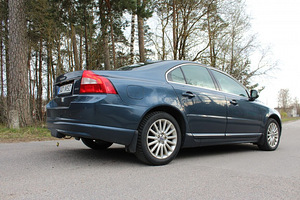 Volvo S80 2.4 120kW (5 foto / 10)