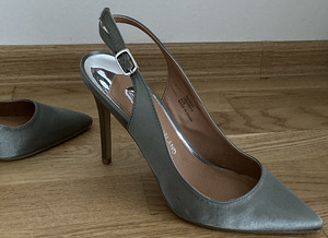 Kaunid River Island kingad, heledam khaki toon (3 foto / 3)