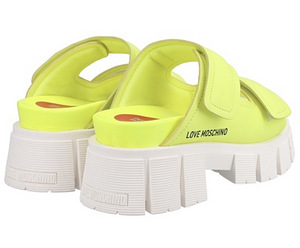 Love Moschino kingad (3 foto / 3)