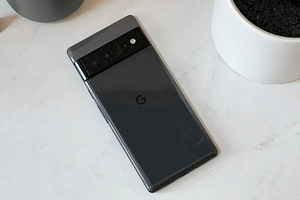 Google Pixel 6 Pro 5G 12GB/128GB (1 foto / 3)