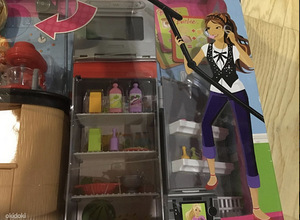 Karbis kasutamata komplekt I can be TV chef Barbie ja mööbel (5 foto / 9)