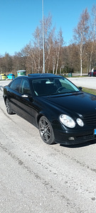 Mercedes-Benz E270 (4 foto / 12)