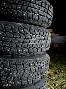 215/75 R15 Cooper Weathermaster S/T2 naelrehvid (1 foto / 2)