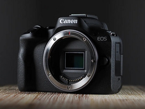 Canon EOS R50 hübriidkaamera (1 foto / 1)