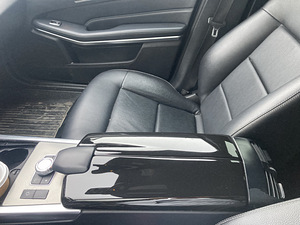 Mercedes-Benz E 220 2.1 R4 125kW FACELIFT (10 foto / 15)