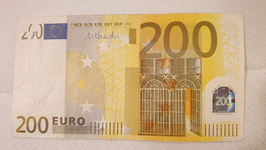 200 euro pangatäht
