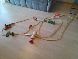 Железная дорога Brio и Ikea (1 фото из 4)