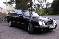 Mercedes-benz S210, 2002