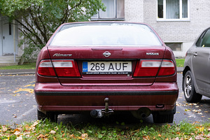 Nissan Almera 1999 (3 foto / 12)