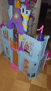 Disney princess замок. Домик для кукол. Принцессы