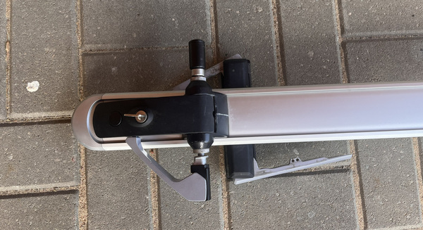 WHISPBAR jalgrattahoidja auto katusele