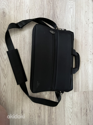 Sülearvutikott Rivacase 15,6”