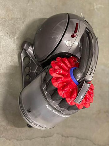 Пылесос Dyson Ball Multi Floor Extra (2 фото из 6)