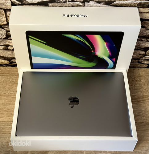 Apple Macbook Pro 13 M1 8/256GB SWE как новый! (фото #1)