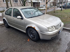 Volkswagen bora (2 foto / 5)