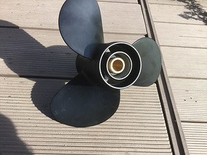 Sōukruvi / Propeller , SOLAS Amita 9-1/4 x 10 RH (2 foto / 3)
