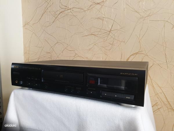 TEAC CD-P1100 Stereo Compact Disc Player (foto #2)
