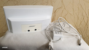 Bose SoundDock Series III Digital Music System (2 фото из 2)