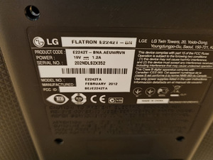 LG E2242T-BN 21.5" 1920 x 1080 D-Sub, DVI LCD Monitor (3 foto / 3)