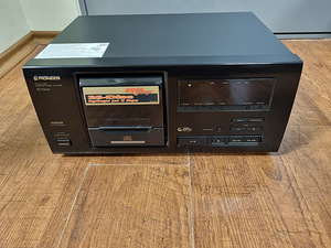 Pioneer PD-F606 File Type Compact Disc Player