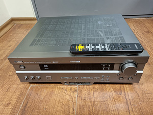 Yamaha RX-V420 Audio Video Receiver (2 foto / 3)