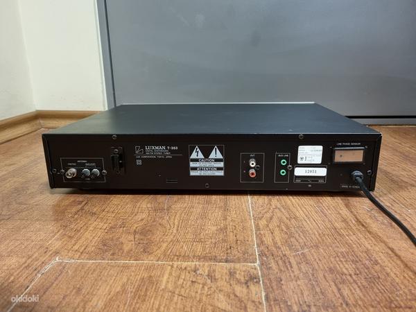 Luxman T-353 Digital Synthesized AM/FM Stereo Tuner (foto #3)