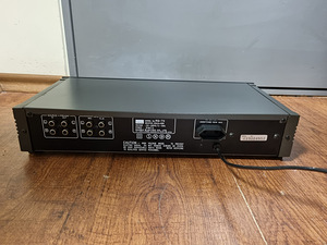 Sansui RG-7X Stereo Graphic Equalizer Consolette (4 foto / 4)