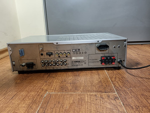Yamaha RX-700 Natural Sound Stereo Receiver (2 foto / 2)