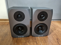 TASCAM VL-A4 4 Inch 2 Way Powered Monitors 