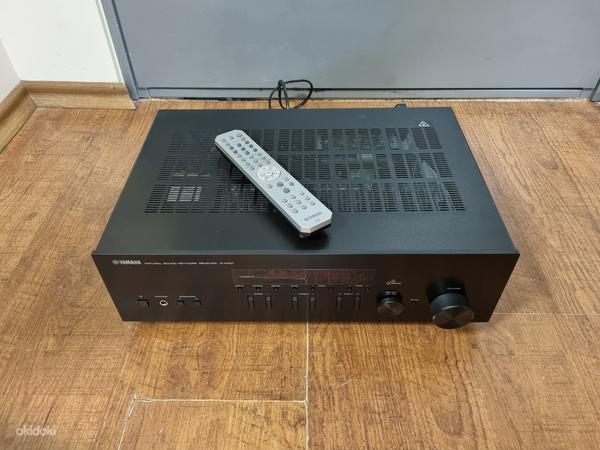 Yamaha R-N301 Stereo Network Receiver (foto #2)