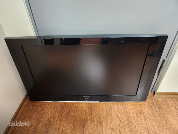 Телевизор Samsung LE-37S81B 94 см (37") HD черный (фото #1)