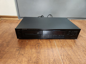 Kenwood DP-47 Compact Disc Player (2 foto / 3)
