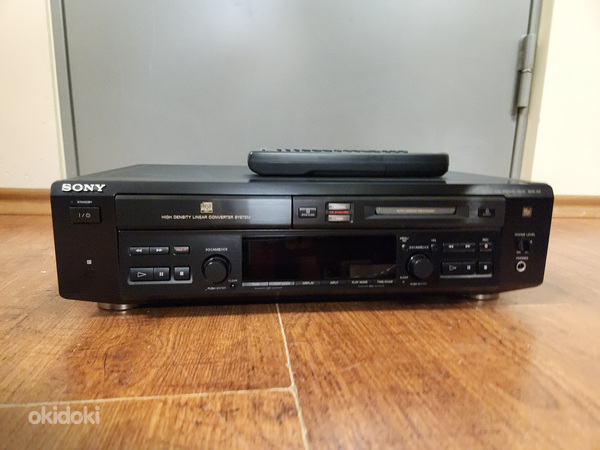 Sony MXD-D3 Compact Disc/MiniDisc Player