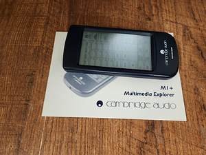 Cambridge audio MI+ universaal pult (1 foto / 2)