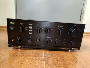 Akai AM-73 Digital Integrated Amplifier  			