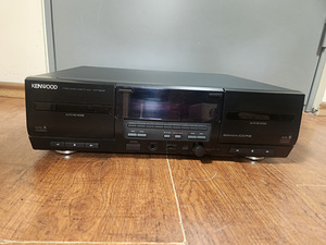 Kenwood KXF-W4030 Двойная кассетная дека (1 фото из 5)