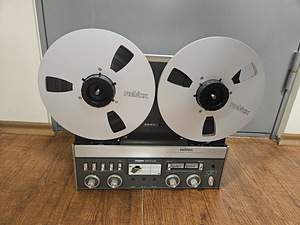 Revox A77 3 Motor 2 Speed Reel to Reel Tape Recorder (1 foto / 4)
