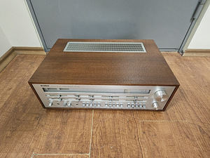 Yamaha CR-1000 FM Stereo Receiver (2 foto / 5)