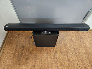LG Electronics SH2 2.1 Channel 100W Sound Bar (2 foto / 4)