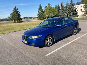 Honda Accord (1 foto / 7)
