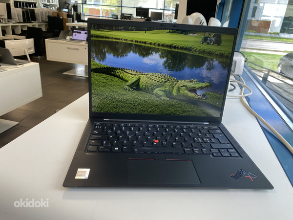 Lenovo ThinkPad X1 Carbon Gen 11 i5