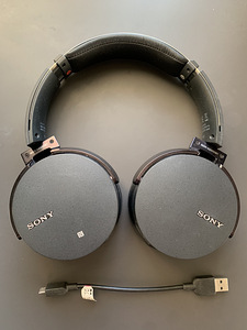 Sony MDR-XB950B1 kõrvaklapid (1 foto / 2)