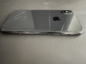 iPhone XS 64 ГБ космический серый (5 фото из 5)