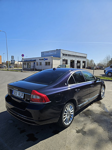 Volvo s80 d5 (1 foto / 5)