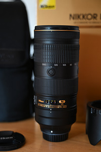 Nikon DSLR camera kit: body + lenses (4 foto / 10)