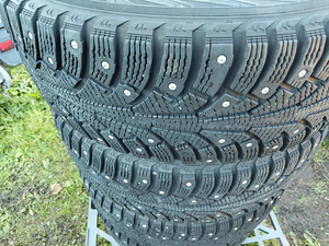 205/55 R16 NOKIAN (1 foto / 7)