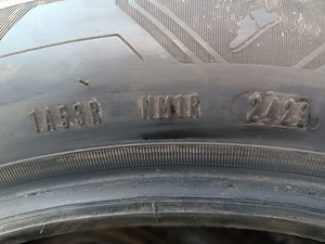 215/55 R17 98T GOODYEAR ULTRAGRIP ICE 3 (5 foto / 10)